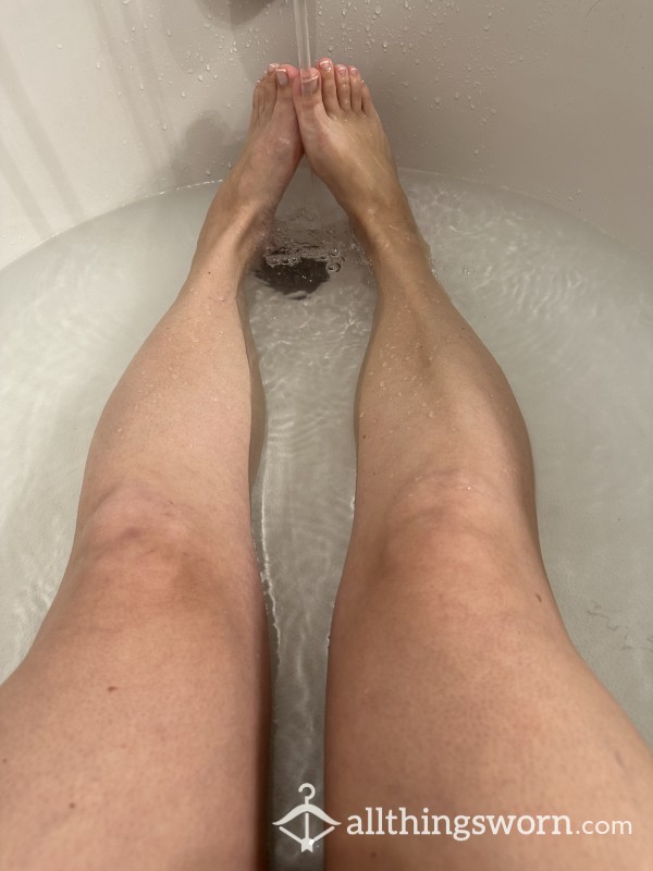 Cum Watch Me Play Footsies In The Running Bath Water!!!😉🛁