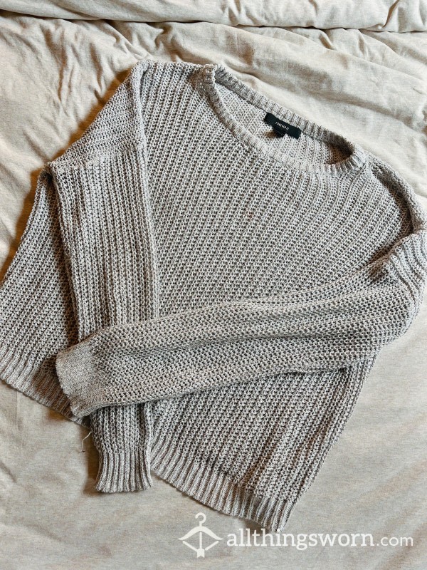 ✨🐰 Old Knit Sweater 🐰✨ 48 Hour Wear (or Longer!) • FREE Shipping + Tracking Info • $30