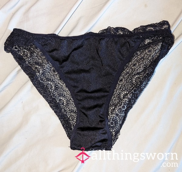 🖤🖤Silky Front Lace In The Back Little Black Panties 🖤🖤