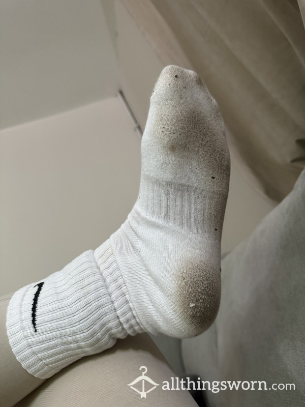 1 Week Wear Size 8 Nike Socks