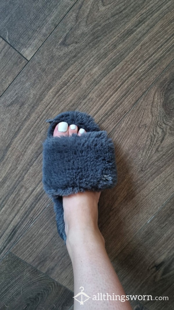 1 Year Old, Vintaged Worn Fluffy Slippers