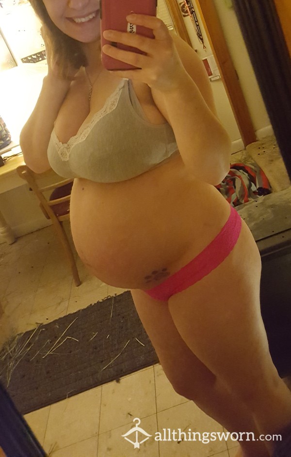 10 Pics From When I Was Pregnant