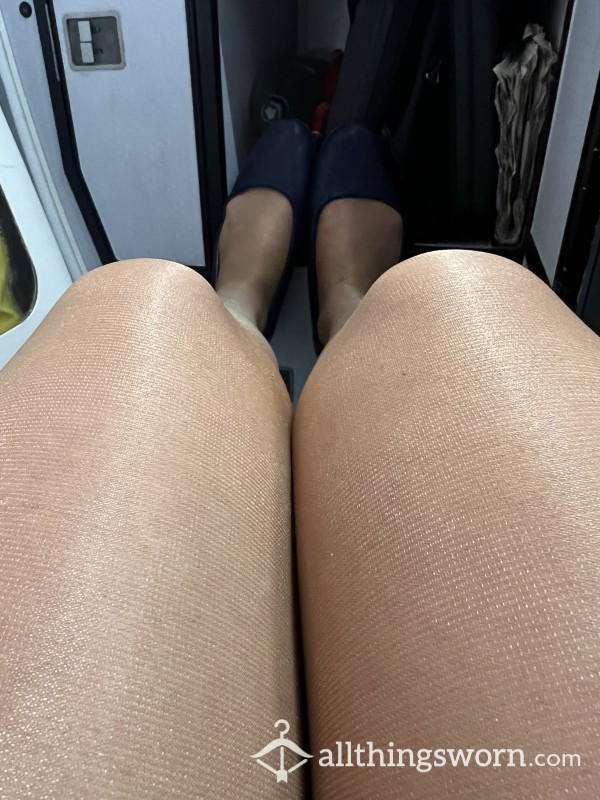 17 Hours With No Panties Worn Tights, Really Stinky