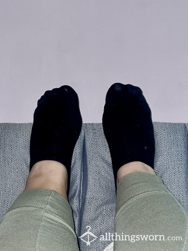 Black Ankle Socks, Strong Vinegary Scent 48 Hour Wear