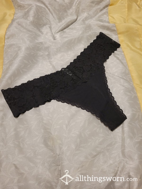 2-Day Wear, Size L, Black Lace Trim Thong