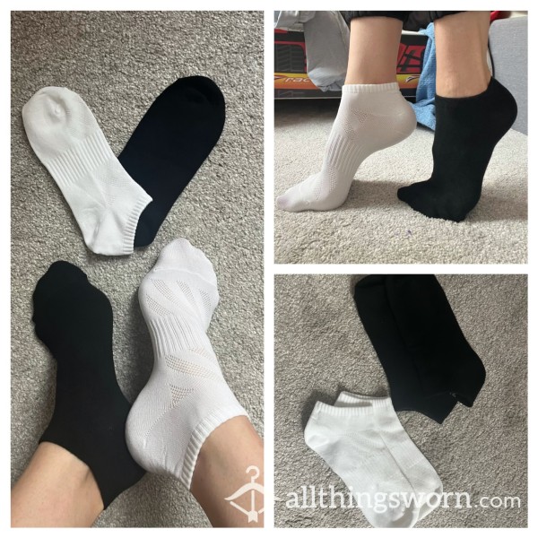 Black Or White Stinky Socks 🧦🧦 7 Days Wear