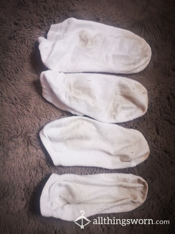 £10 2 PAIR BUNDLE Dirty White Socks W/ 24 Hour Wear 👣