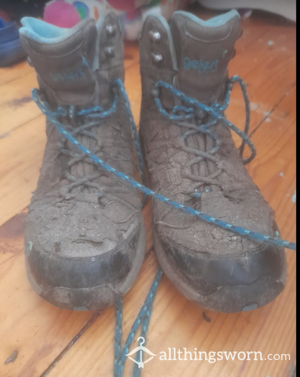 2 Year Old Gelert Hiking Boots