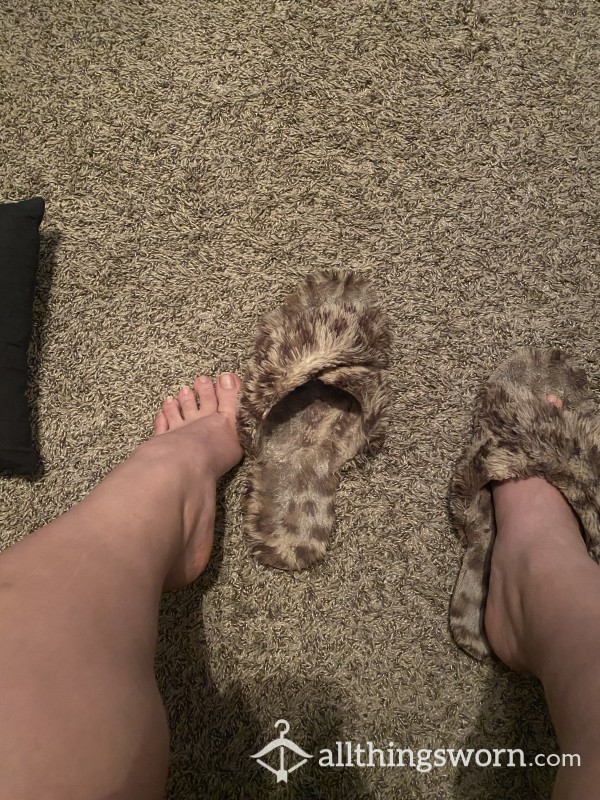 2 Yr Old Oversized Slippers . Overly Worn With Imprints