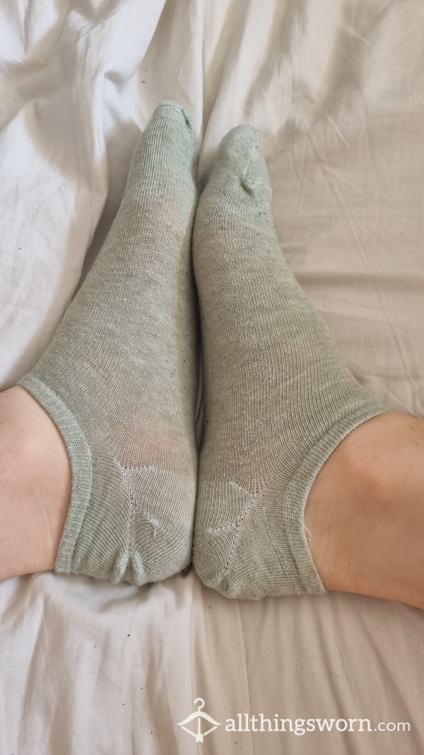 24hr Wear Green Pop Socks. BUNDLE AVAILABLE!