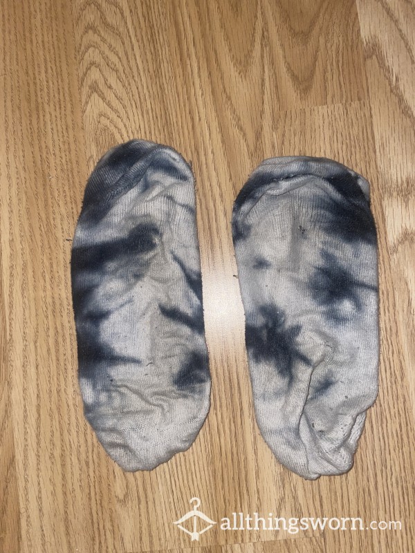 24hr Well Worn Dirty Black And White Trainer Socks