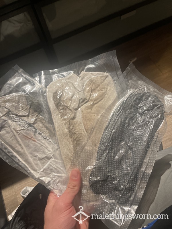 3 - AIR SEALED MUSTY SMELLY SOCKS (PACKAGE DEAL)