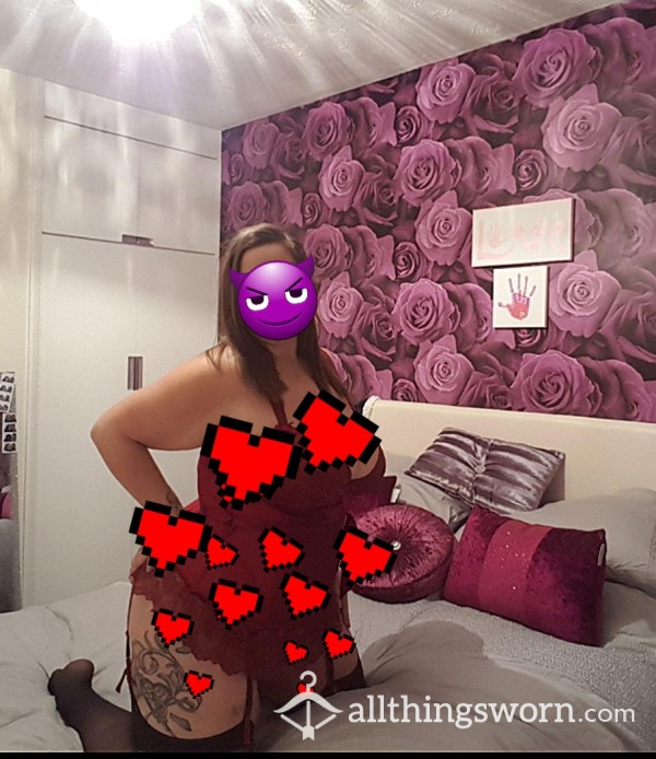 *3 Pics* In My Silk Tight Red Bodice Complete Outfit