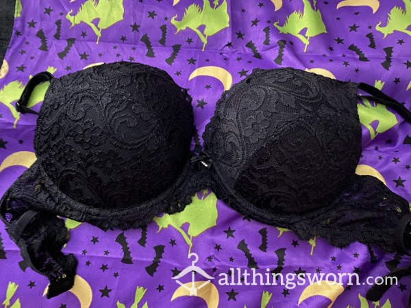 34C Black Lace Bombshell Push-up Bra With Lots Of Padding Worn By Goth Girl 🦇