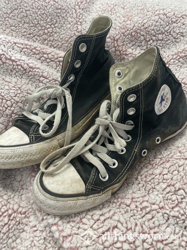 3yr Old Converse Trainers- Worn Every Day