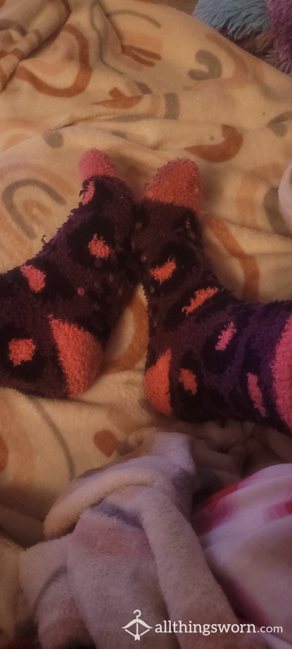 4 Day Wear Fluffy Purple Socks