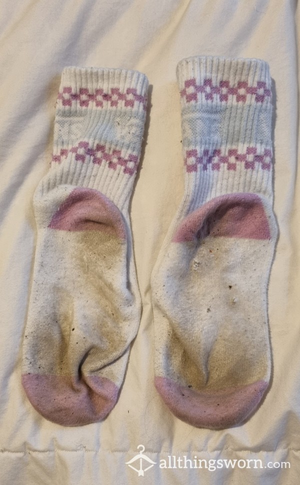 4 Days Worn Socks 🧦