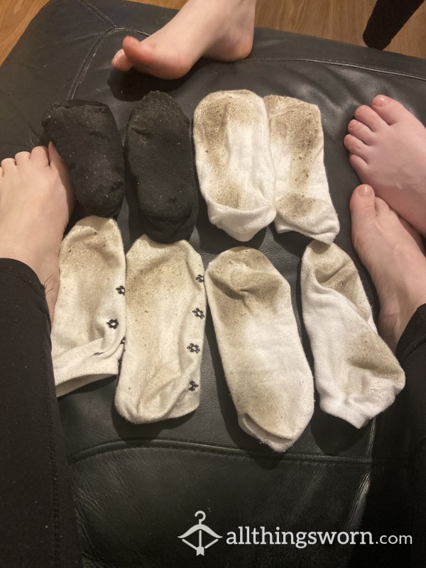 4 Pairs Of Smelly Sock 4 Ladies Worn 2 Days
