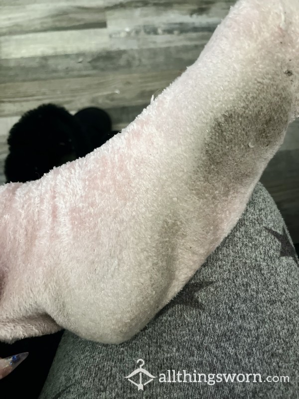 1 1/2Week  Worn Fluffy Socks/ Size 10 Feet