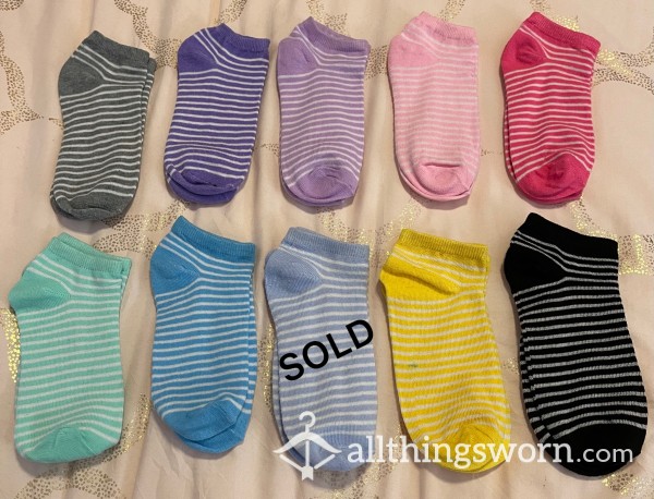 9 Different Colors!!! Stripped Ankle Socks