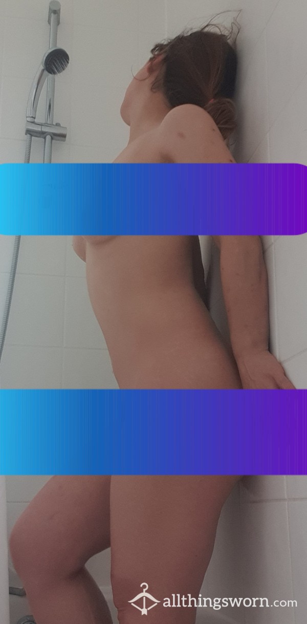 A Few Nude Shots In The Shower (No Face, NOT HQ)