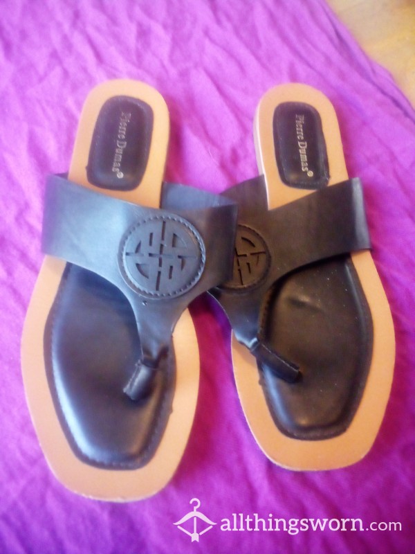 Adorable Black And Tan Sandals Size 7 Will Worn