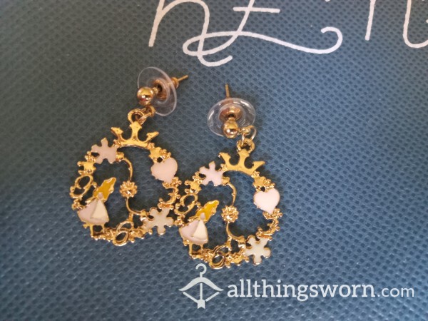 Alice In Wonderland Golden Dangley Earrings