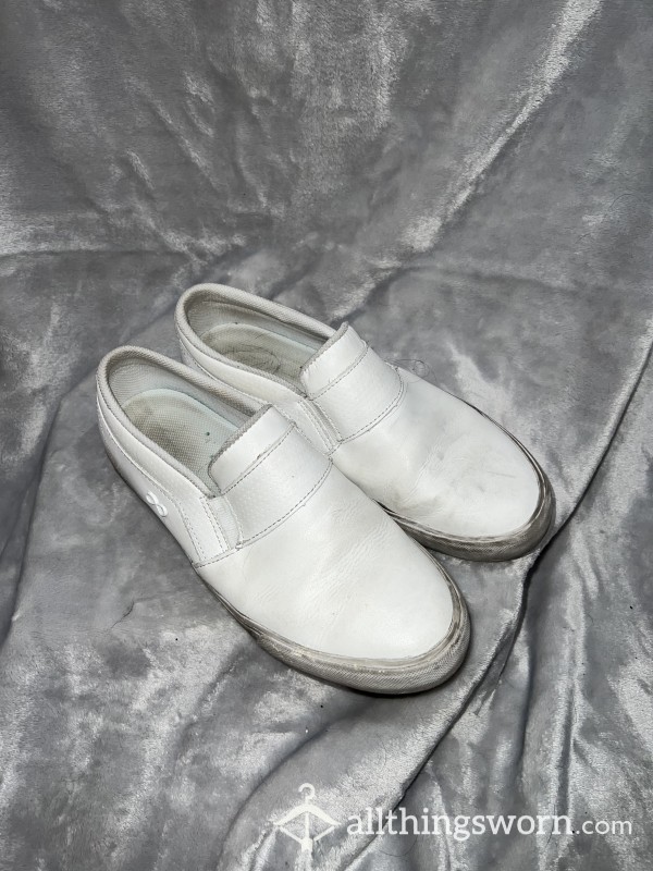 All White Nursing Shoes