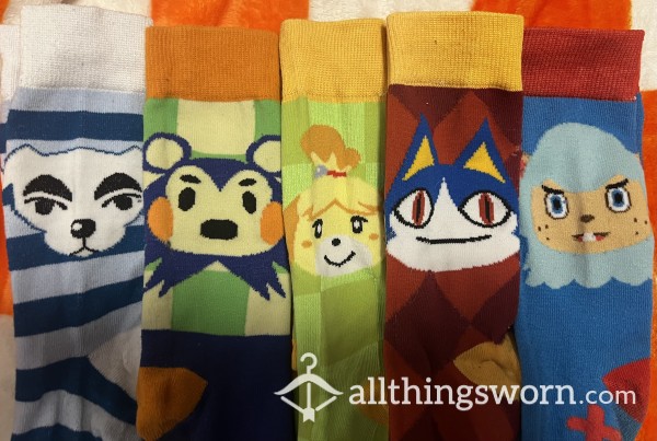 Animal Crossing Socks 🧦 ❤️🧡💛💚💙💜