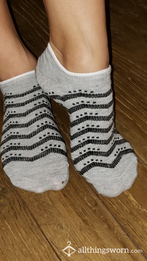 Ankle Socks Black And Gray  Includes 4 Days Wear And Photos