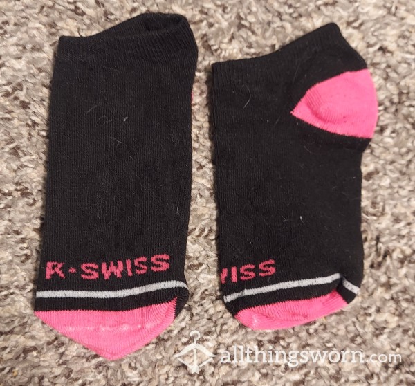 Ankle Socks Black And Pink✨️Free Shipping✨️