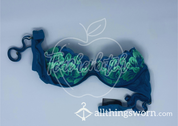 Ann Summers Blue Padded Plunge Bra (34A) | Add A Pair Of 24Hr Panties For Only $5 More