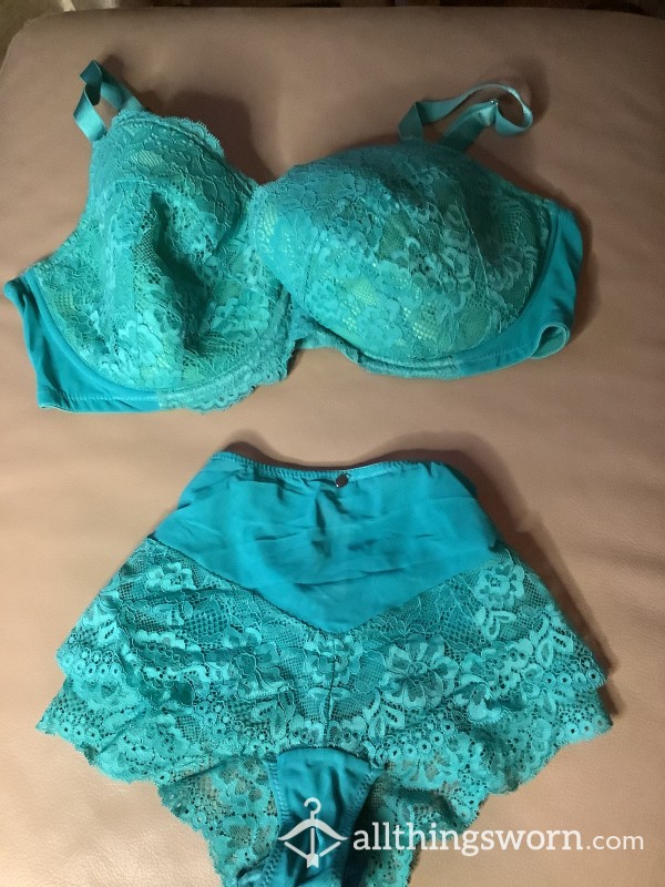 Ann Summers Sexy Lace Green Lingerie Set