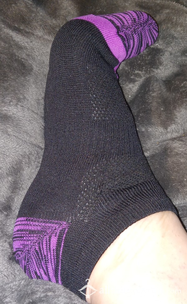 Avia Extended-Sizes Lightweight No-show Sports Socks. With Purple, Or All Black.