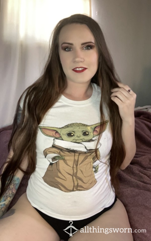 Baby Yoda Shirt! Size M!