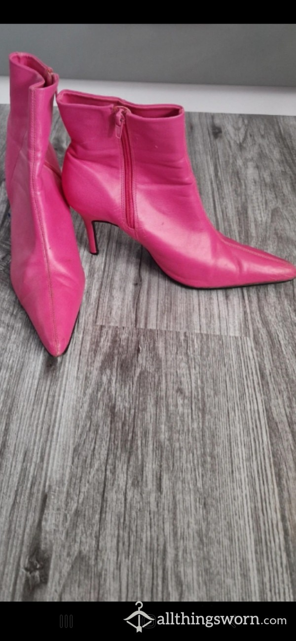 Barbie Pink Boots X