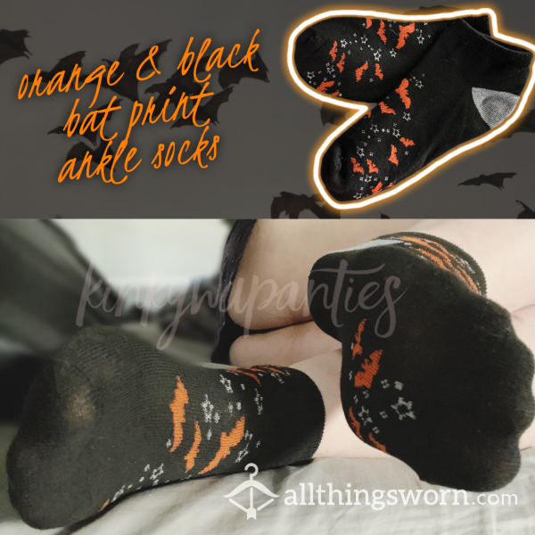 🦇 Bat Print On Black Ankle Socks - Includes 48-hour Wear & U.S. Shipping