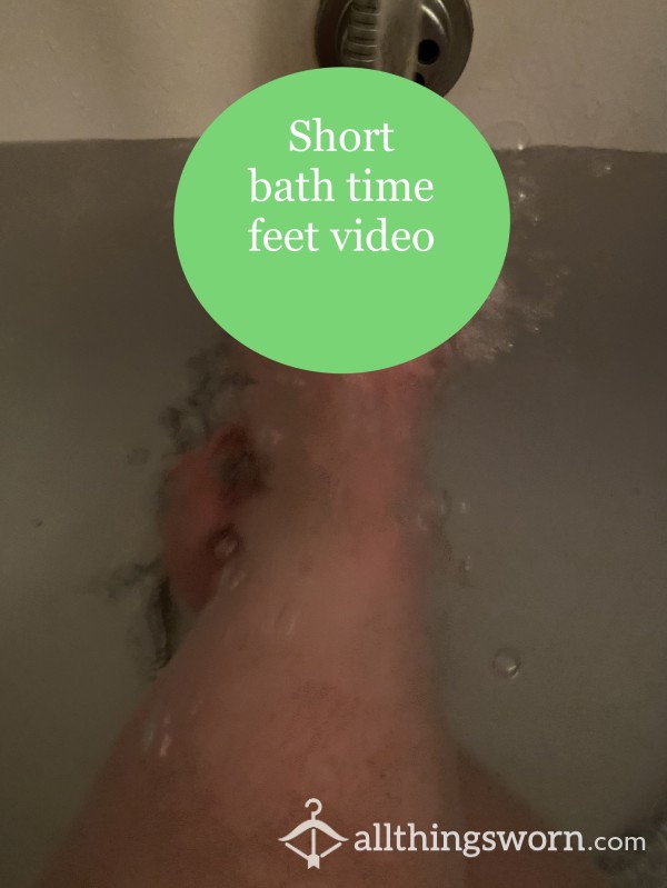 Bath Time Feet Water Play Video
