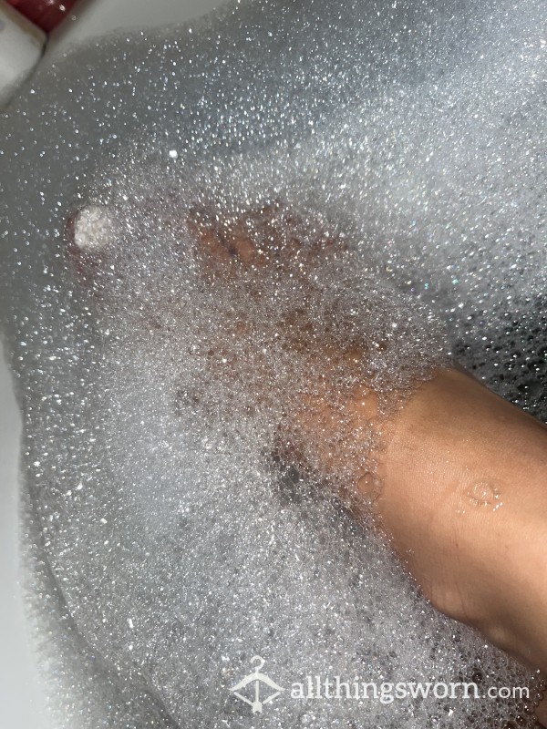 Bath Time Tease 🛁🫧