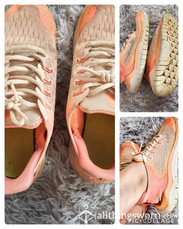🔥Battered And Bruised Nike Trainers🥵💦