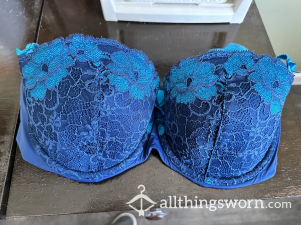 Beautiful 36D Blue Bra Comes With 7 Day Wear