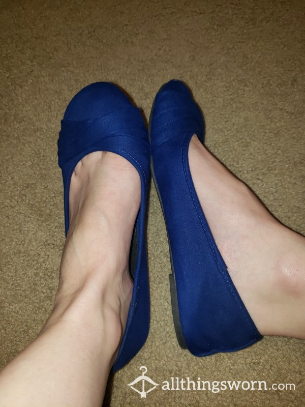 Beautiful Blue Flats. Will Wear With Or Without Socks. 48hrs For $20 Or Can Discuss Longer Wear.