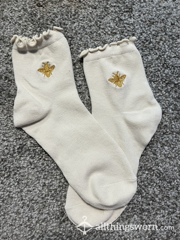 Bee Tan Cotton Socks
