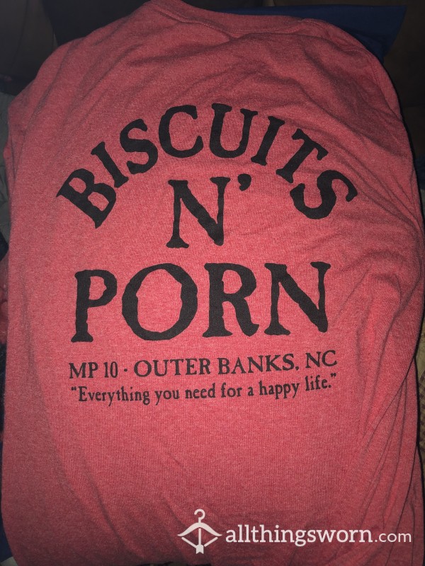 SWEATY UNWASHED BISCUITS AND PORN.