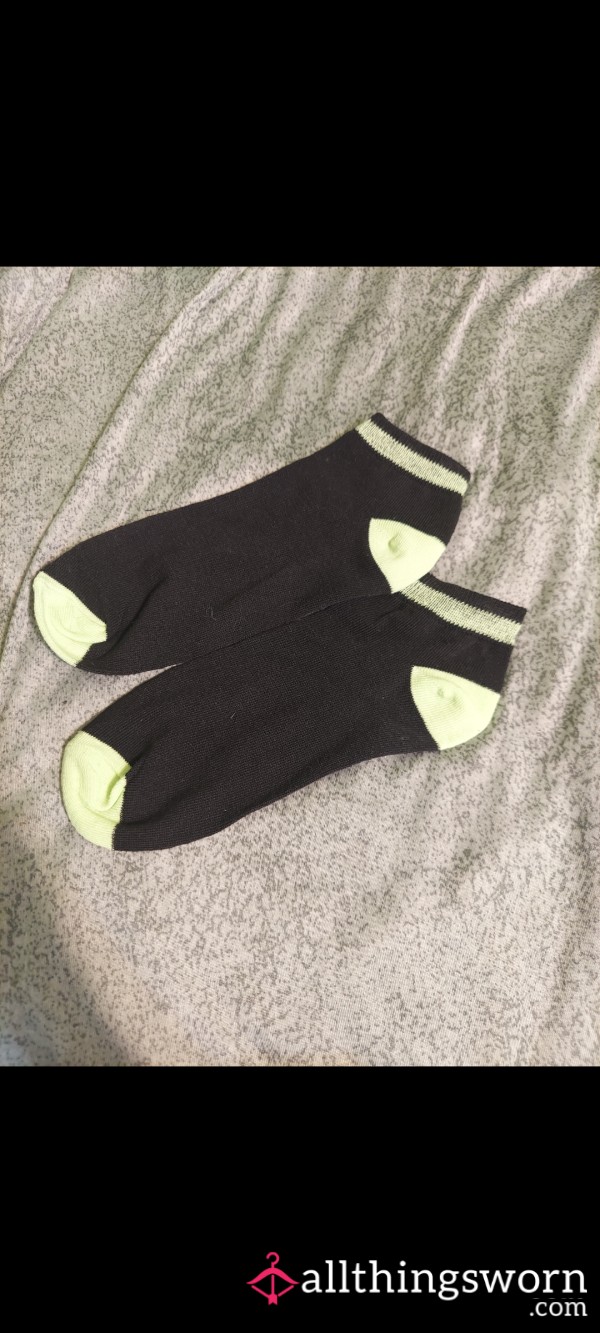 Black And Lime Green Socks [free Shipping]