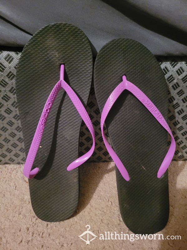 Black And Purple Flip-Flops. Very Dirty!