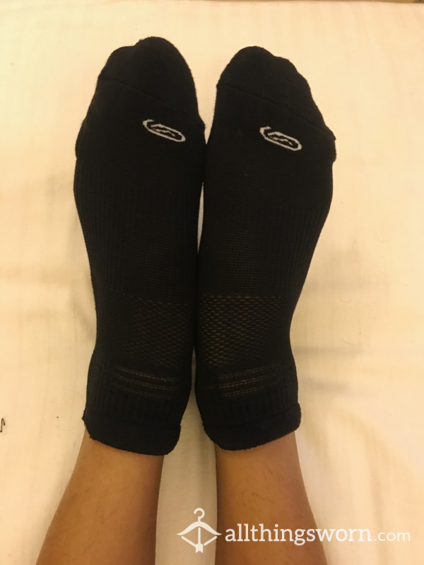 Black Ankle Length Well Worn Socks 🧦