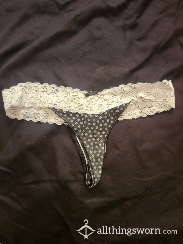 Black Cotton Thong With Flowers