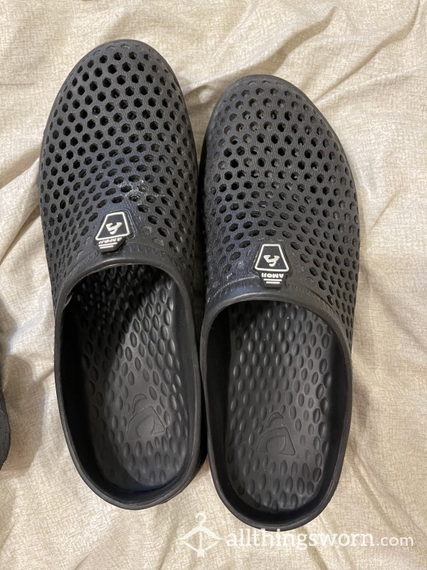 Black Croc Style Shoes
