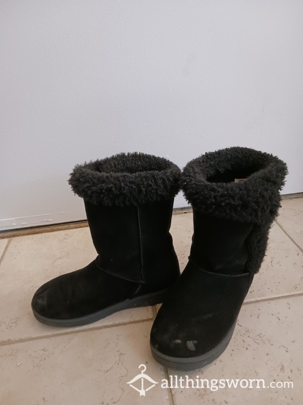 Black Faux Fur Boots, Size 6